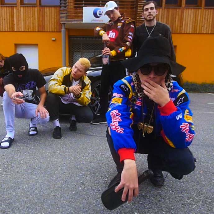 Columbine Découvrez l'histoire du groupe, leurs albums, etc. Rapologie